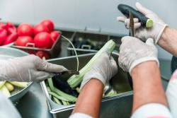 Campylobacter, norovirus și Listeria: ce ne arată primul clasament național al riscurilor microbiologice alimentare din Irlanda